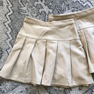 Lot of 2 Gap khaki uniform skirts, size 8